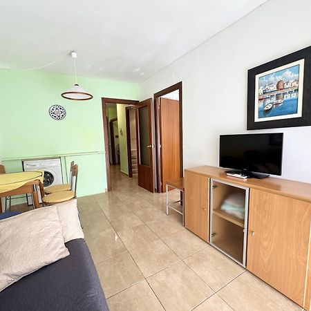 Apartsalou Penedes Luaran gambar