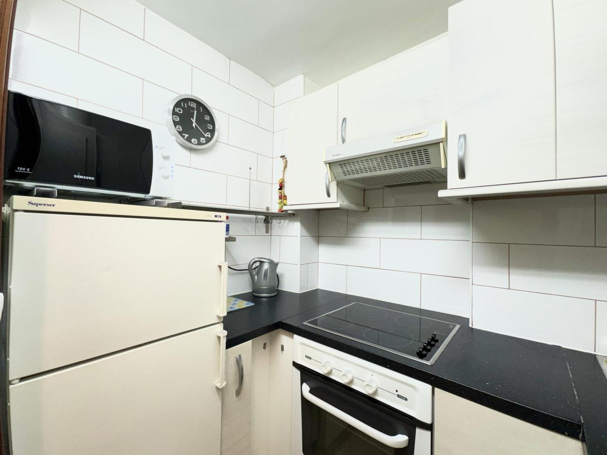 Apartsalou Penedes Luaran gambar
